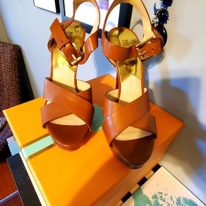 MK Lether Heels